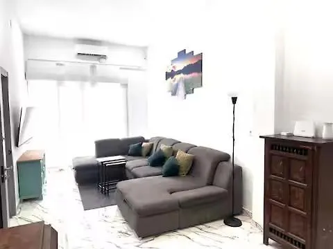 Apartamento En Planta Baja Cerca De La Playa En Badalona Apartament