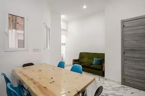 Apartamento En Planta Baja Cerca De La Playa En Badalona 0*,